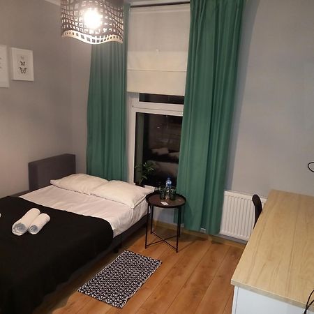 Przystanek Opole - Mikroapartamenty Exteriör bild